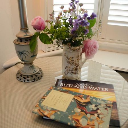 The Hollies Bed And Breakfast Uppingham Esterno foto