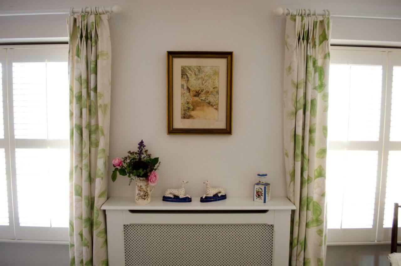 The Hollies Bed And Breakfast Uppingham Esterno foto