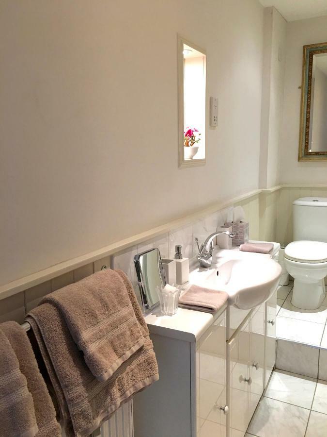 The Hollies Bed And Breakfast Uppingham Esterno foto